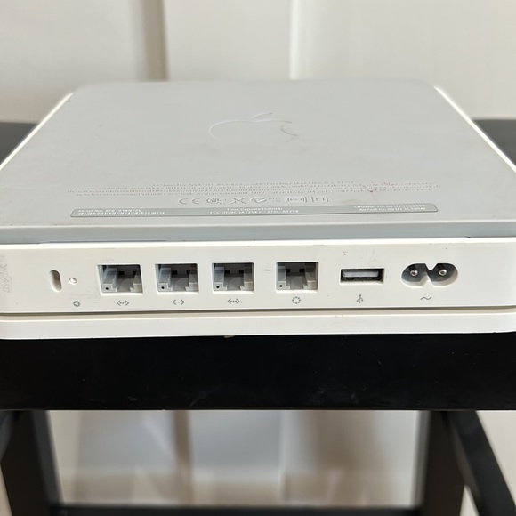 Apple A1254 Airport Time Capsule 500GB - Picture 4 of 5